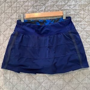Lululemon Pace Rival Skirt, Navy, Great Used Condition :)